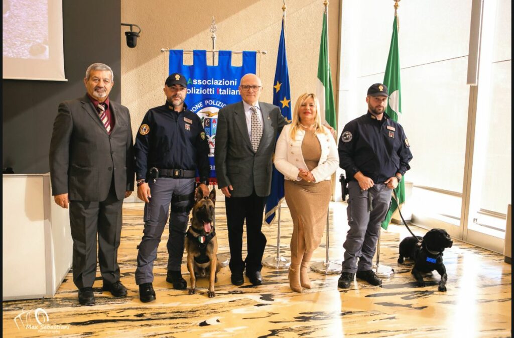 6-1024x673 Associazione Poliziotti Italiani con Regione Lombardia. Congresso “Noi non li abbandoniamo”: un impegno comune per combattere l’abbandono degli animali