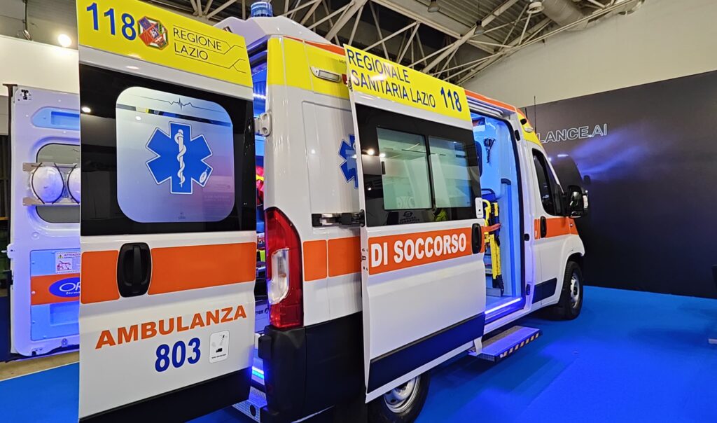 amb-1-1024x604 Arriva Ambulance.AI, l'ambulanza del futuro quale centrale telemedicina mobile.