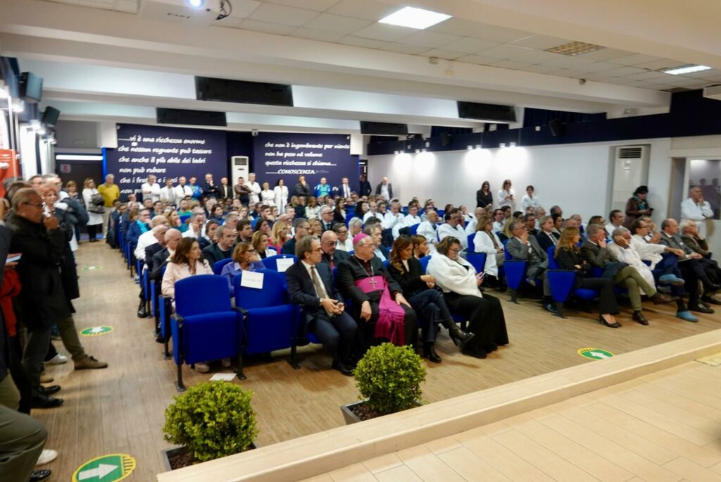 foto-7-1024x684 Inaugurato il nuovo reparto di Cardiochirurgia al Policlinico di Foggia: un passo avanti per la sanità del Sud Italia.