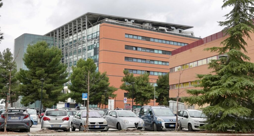 foto-8-1024x548 Inaugurato il nuovo reparto di Cardiochirurgia al Policlinico di Foggia: un passo avanti per la sanità del Sud Italia.