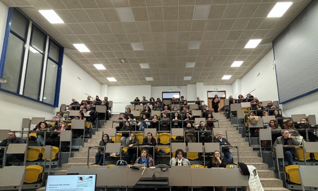 aula-Policlinico-durante-svolgimento-corso-1024x617 Costituita a Catania Cnai, la Consociazione Nazionale delle Associazioni Infermiere/i.